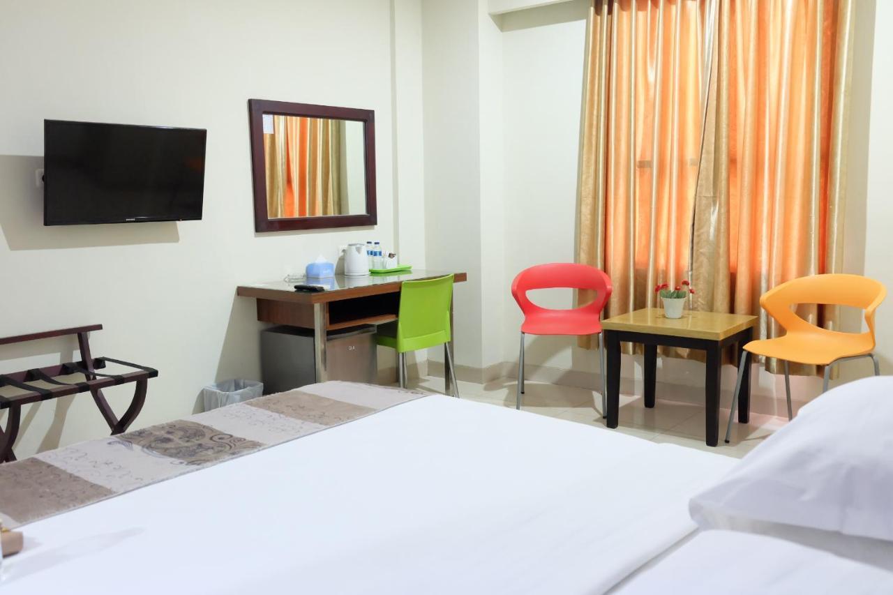 Atlantic Hotel Ambon Exterior photo